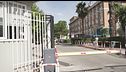 Muore in ospedale, botte ai medici