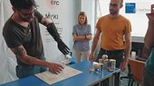 Così funziona la mano robotica