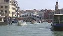 Onde in Laguna, Cipriani fa causa