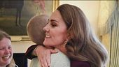 Kate abbraccia Liz, malata di cancro