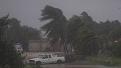 Arriva Milton, fuga dalla Florida