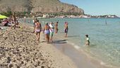 Tutti in spiaggia, c'è l'ottobrata