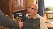 Trova lavoro, si spezza la schiena