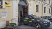 Paga i dipendenti 4 euro, arrestato