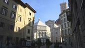Affitti brevi, Firenze frena