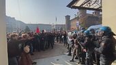 Violenze ai cortei, "Inaccettabili"