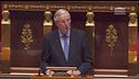 Macron resta senza governo