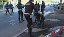 Mamma e bimbi travolti dal pirata