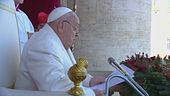 Papa Francesco: "Gesù è la porta della pace, tacciano le armi"