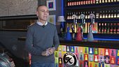Qual è il modo giusto per servire una birra