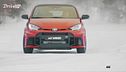 Toyota GR Yaris sul ghiaccio