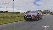 Il test drive della Lexus UX 300h a Bordeaux