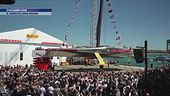 Il varo di Luna Rossa a Cagliari