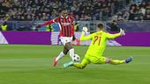 Leao entra e risolve