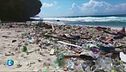 Plastica, il mondo si divide