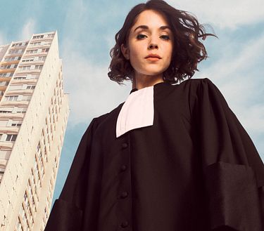 Ep. 1 - 66-5 - Roxane Bauer avvocata penalista, 1