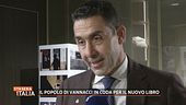 Il popolo di Vannacci in coda per il nuovo libri