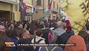 Le piazze pro Palestina contro i poliziotti