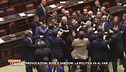 Provocazioni, risse e sanzioni. La politica va al VAR