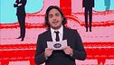 Max Angioni e le migliori battute sui fatti della settimana