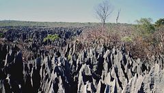 Ep. 6 - Nuvole nelle caverne e lampioni incandescenti