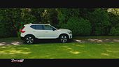 In viaggio a bordo della Volvo XC40