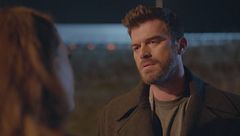 Il litigio tra Devin e Aslan