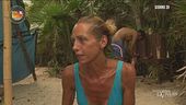 Valentina si confronta con il gruppo