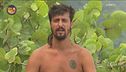 Edoardo, Samuel e le loro riflessioni in riva al mare