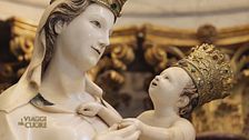 La statua della Madonna di Trapani