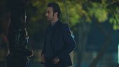 Zeynep si confida con Hakan