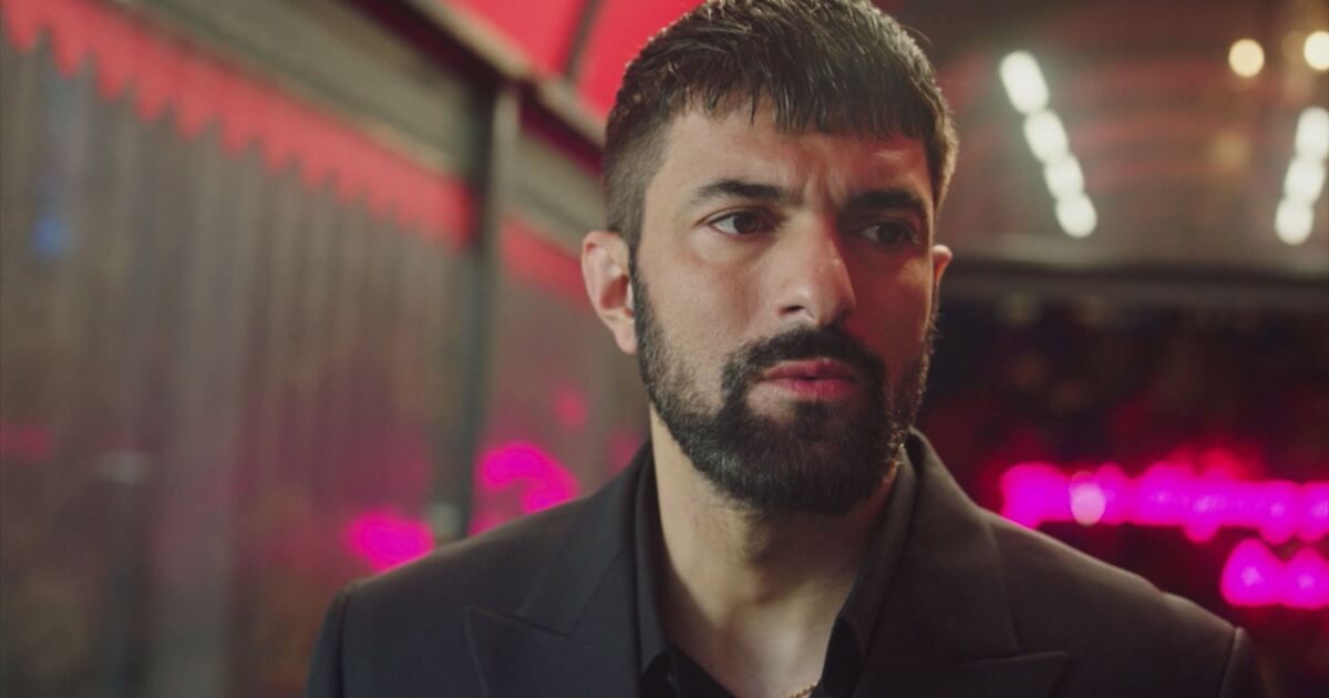 Io sono Farah: Episodio 32 Video | Mediaset Infinity