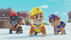 La squadra costruisce un chiosco di popcorn / La squadra pulisce un pasticcio scivoloso