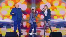 Sara, papà Davide e Anna Tatangelo in "Strada facendo"