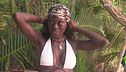 Khady si sfoga con Karina