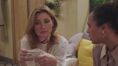 Alexandra si confida con Nicole