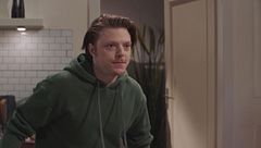 La proposta di matrimonio di Theo