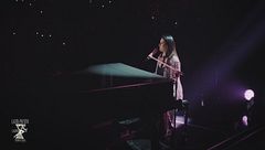 Laura Pausini in "Celeste" e "Il nostro amore quotidiano"