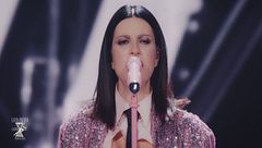 Laura Pausini in "Come se non fosse stato mai amore"