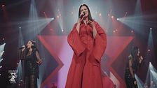 Laura Pausini in "Vivimi"