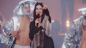 Laura Pausini in "Non c'è"