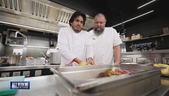 Max Angioni e il lavoro da ristoratore