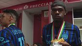 Inter, spogliatoio ribaltato: festa, musica, balli e… hamburger