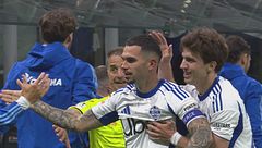 Errore di Zielinski, Da Cunha raddoppia: Inter-Como 0-2