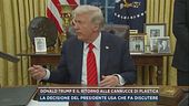 Donald Trump e il ritorno alle cannucce di plastica