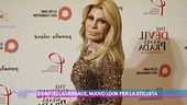 Donatella Versace, nuovo look per la stilista