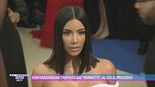 Kim Kardashian truffata dai "nonnetti": al via il processo