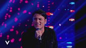 Sal Da Vinci canta "Rossetto e caffè"