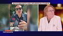 Pacchi di banconote e lusso: l'influencer delle polemiche