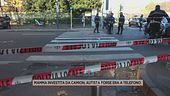 Mamma investita da camion a Milano, autista forse al telefono